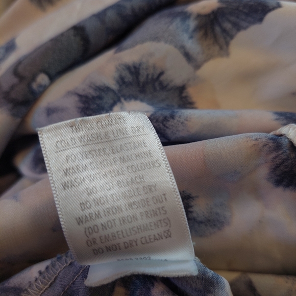 Target size 14, Ladies formal sleeveless top - Picture 5 of 5